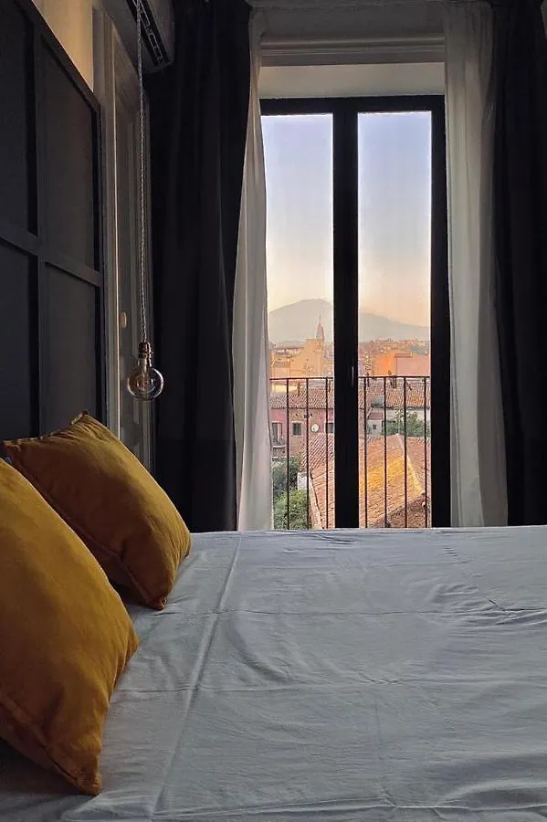 Living Suite Catania Ursino 0*,  Italië